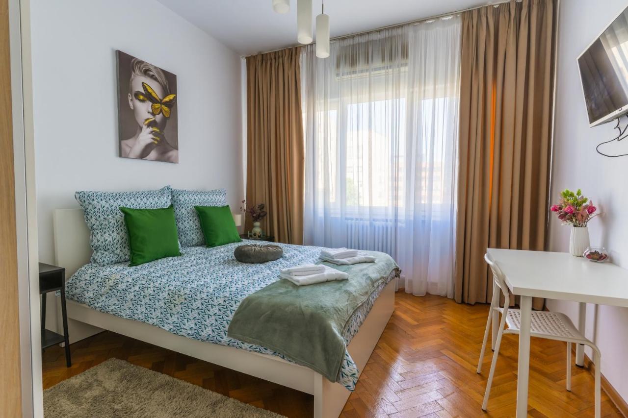 Ultracentral Golden Gatehouse 3 Bdrm Bukarest Exteriör bild
