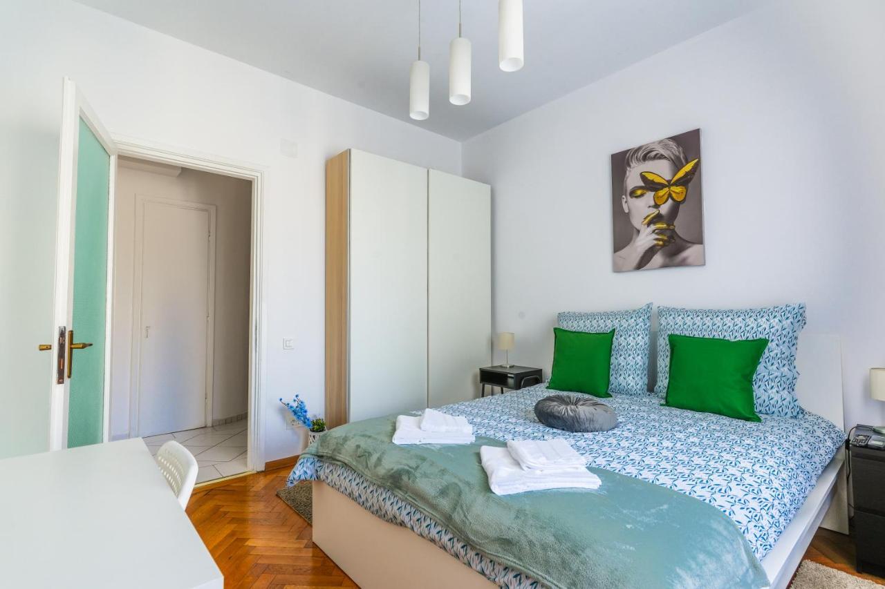 Ultracentral Golden Gatehouse 3 Bdrm Bukarest Exteriör bild